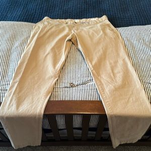 Men’s khaki pants